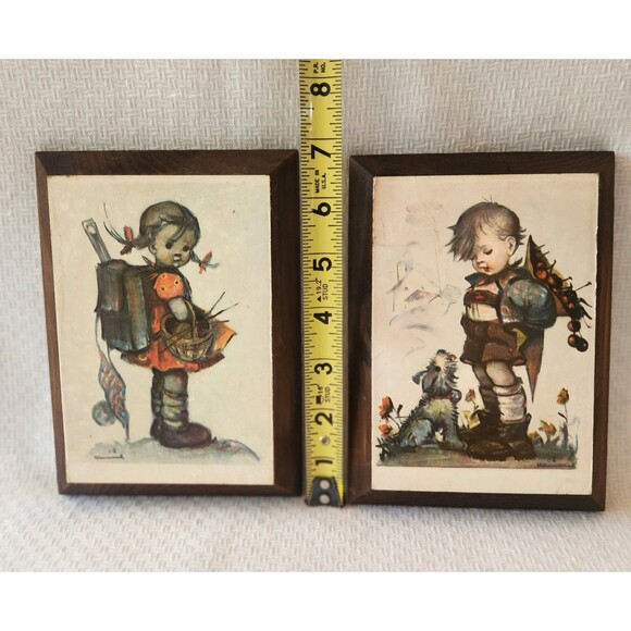 Hummel Wooden Plaques Boy and Girl Set of 2 Vintage Hummel Art 5" x 7" - Picture 3 of 8